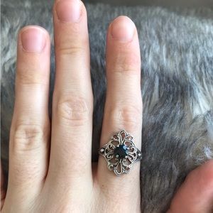 Sterling Silver Ring w/ Blue Stone, Intricate Detail (Stamped 925) - Size 9